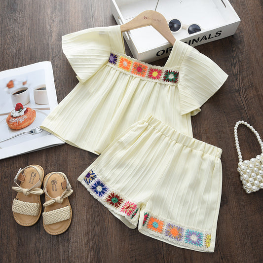 Girls' suit New Square Collar Big Fly Sleeve Knitted Embroidered Flower For 2-6 Years, Imported From China